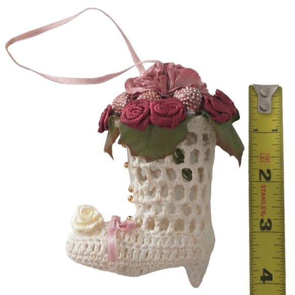 Vtg Crocheted Victorian Boot Ornament Crochet Shoe Starched Stiffened Floral 3D. - Picture 4 of 10